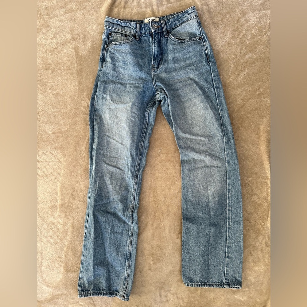 Blue Straight Leg Jeans
BDG 
Size 25